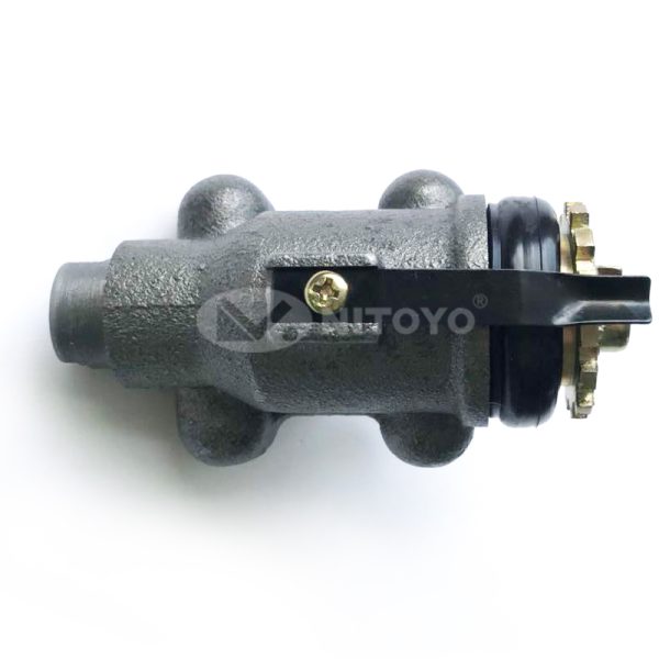 MB060570 (3)